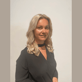 Live in care Profile - 73403